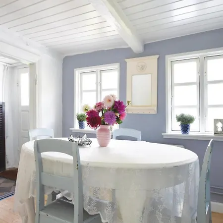Holiday home Smediehuset
